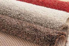 Maneras y técnicas efectivas para limpiar alfombras de pelo largo en casa