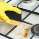 Användbar livshack för hur man rengör gallret på en gasspis från kolavlagringar hemma