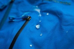 Règles importantes sur la façon de laver une veste à membrane dans une machine à laver et à la main