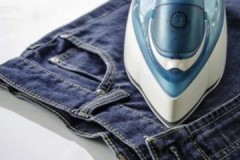 How to iron your jeans correctly and quickly?