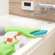 Note aux ménagères: comment nettoyer une baignoire en fonte blanche et ne pas endommager le revêtement